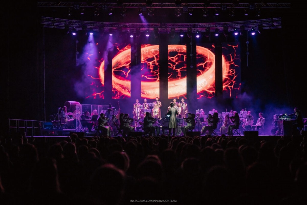 Oscar ödüllü besteci Howard Shore'nun Yüzüklerin Efendisi (The Lord of the Rings) filminin...