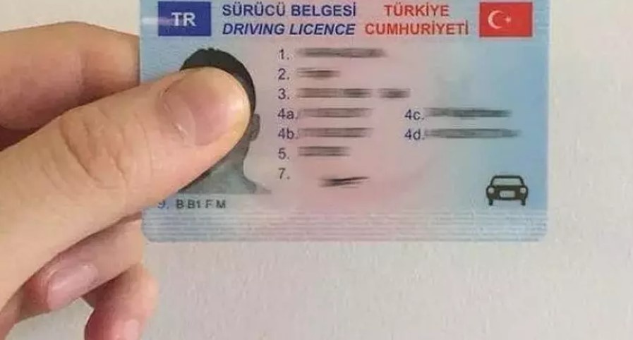 Resmi Gazete’de gece onayı! Ehliyette yaş sınırı düşürüldü!