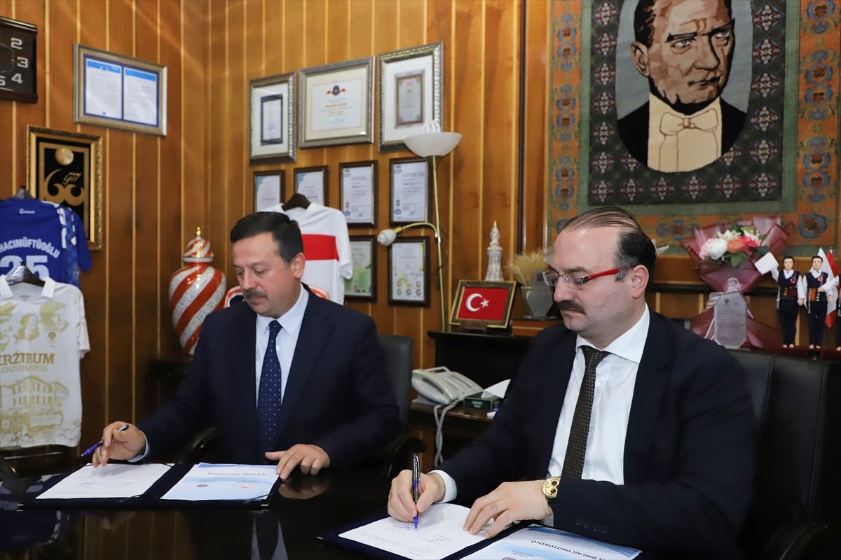 Rus güçlerinin Anadolu topraklarına ilerlemesini engellemek için binlerce insanın şehit olduğu...