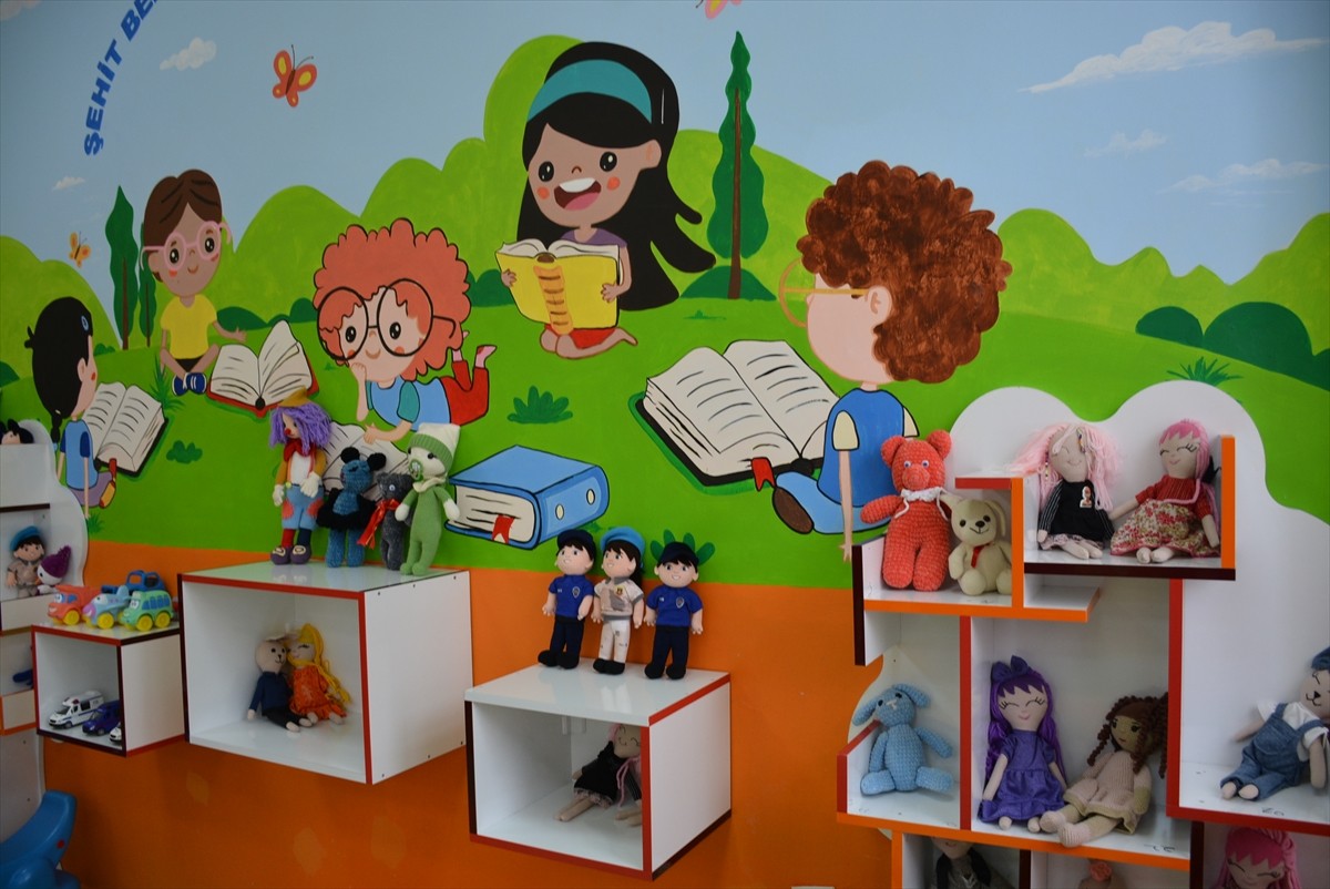 Şırnak'ın Silopi ilçesinde, PKK'lı teröristlerin düzenlediği saldırılarda hayatını kaybeden bebek...