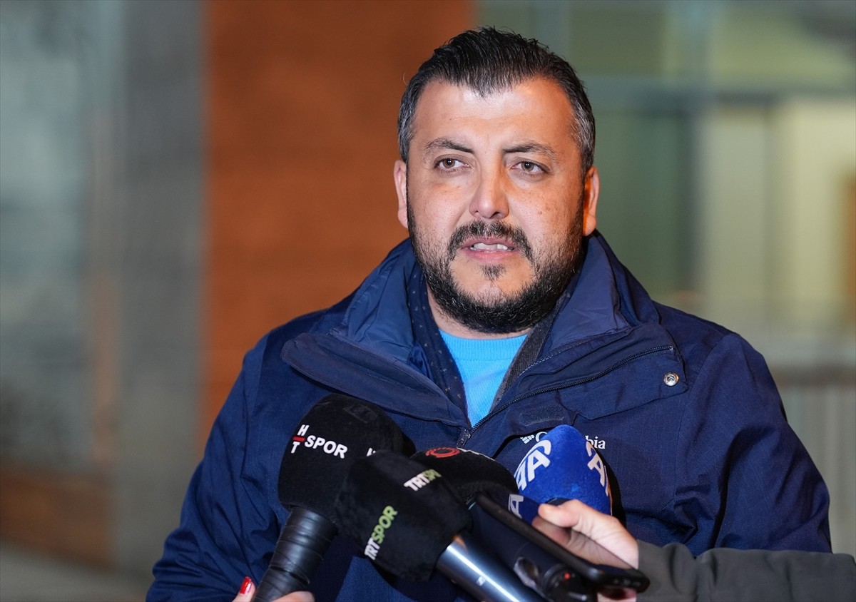 Trendyol Süper Lig'in 15. haftasında RAMS Başakşehir ile Atakaş Hatayspor, Başakşehir Fatih Terim...