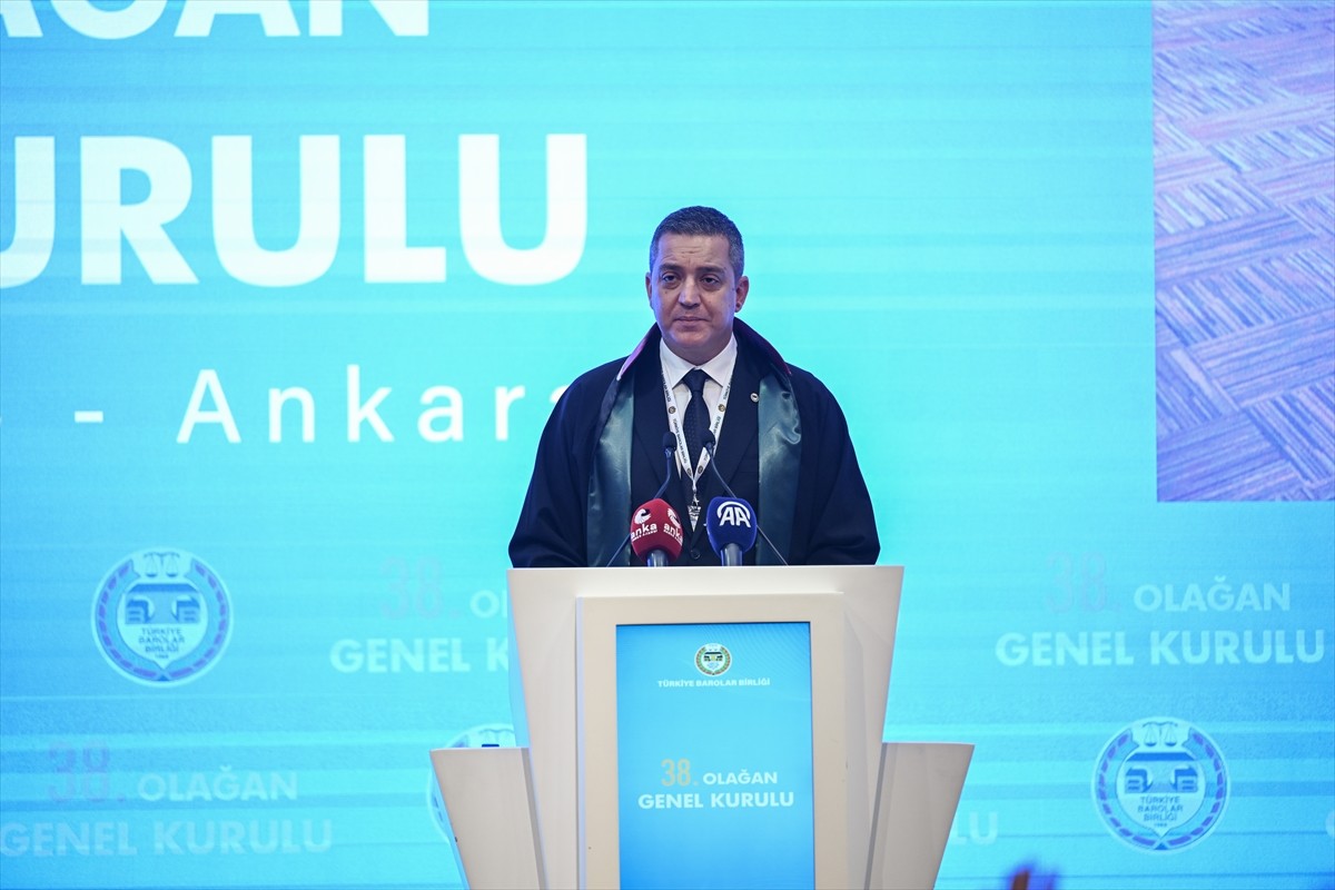 Türkiye Barolar Birliği 38. Olağan Kurulu, Avukat Özdemir Özok Kongre ve Kültür Merkezi'nde...