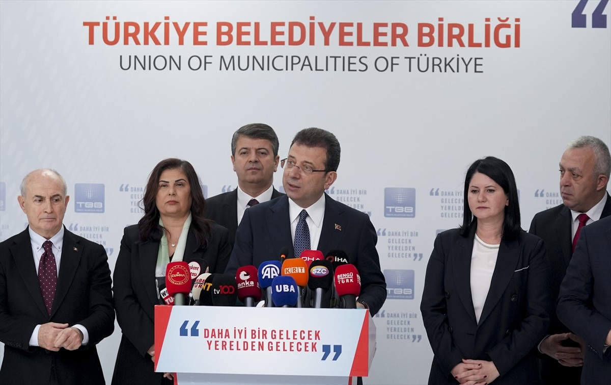 Türkiye Belediyeler Birliği (TBB) ve İstanbul Büyükşehir Belediye Başkanı Ekrem İmamoğlu, TBB...