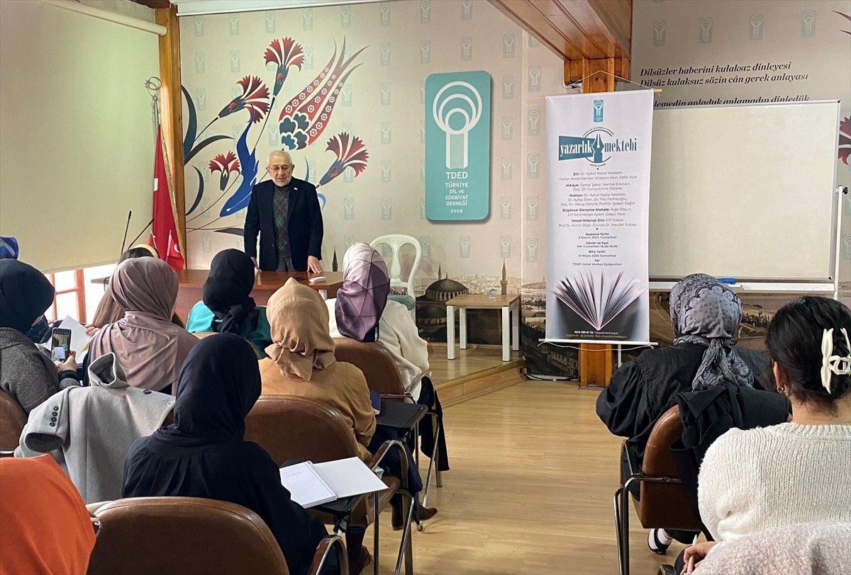 Türkiye Dil ve Edebiyat Derneği (TDED) ve Fatih Sultan Mehmet Vakıf Üniversitesi (FSMVÜ)...