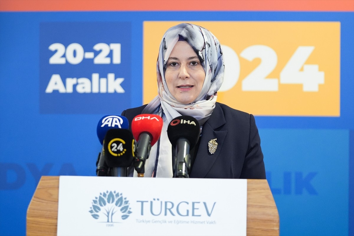 Türkiye Gençlik ve Eğitime Hizmet Vakfı (TÜRGEV) Platform Çalışmaları 4. Ulusal Öğrenci Kongresi...