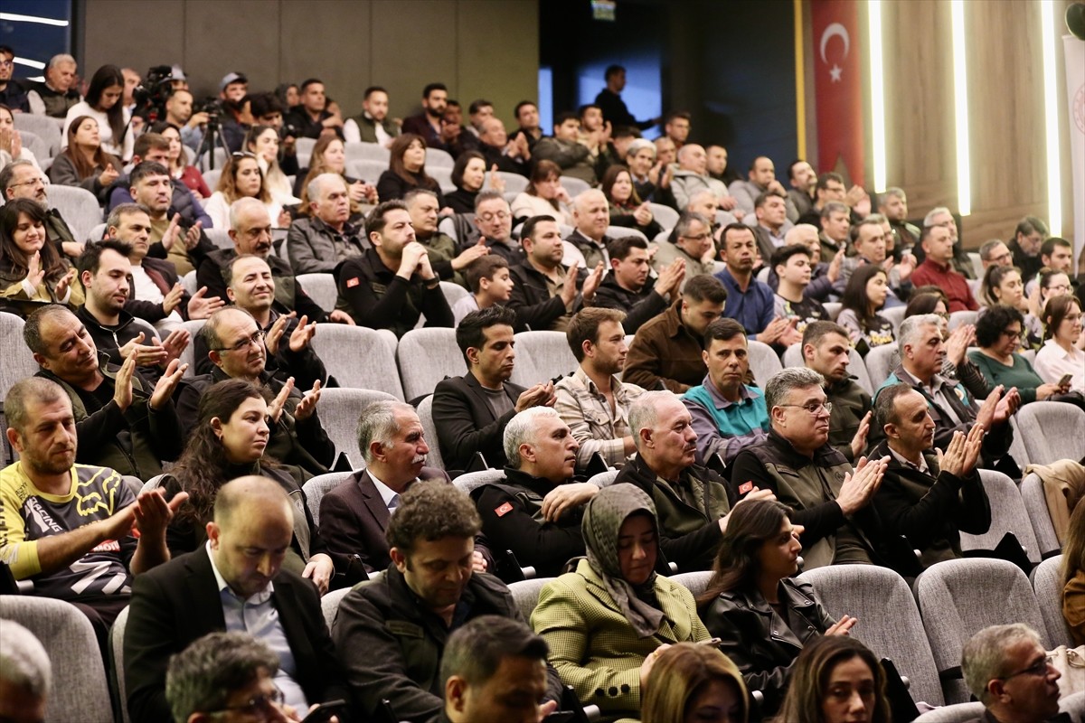 Adana Orman Bölge Müdürlüğünce ilk kez düzenlenen "Ormancılık Olimpiyatları" ödül töreniyle sona...