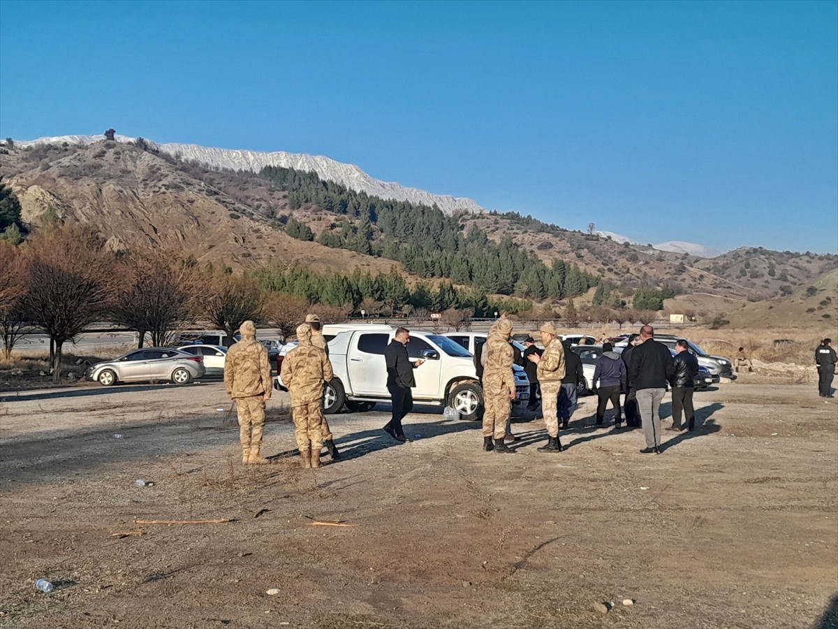 Adıyaman'da 11 gündür kayıp olan Nuriye Parmaksız'ı arama çalışmaları devam ediyor. Gölbaşı...