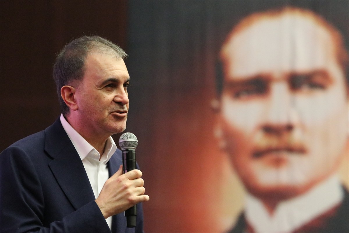 AK Parti Genel Başkan Yardımcısı ve Parti Sözcüsü Ömer Çelik, Çukurova Üniversitesi Kongre...