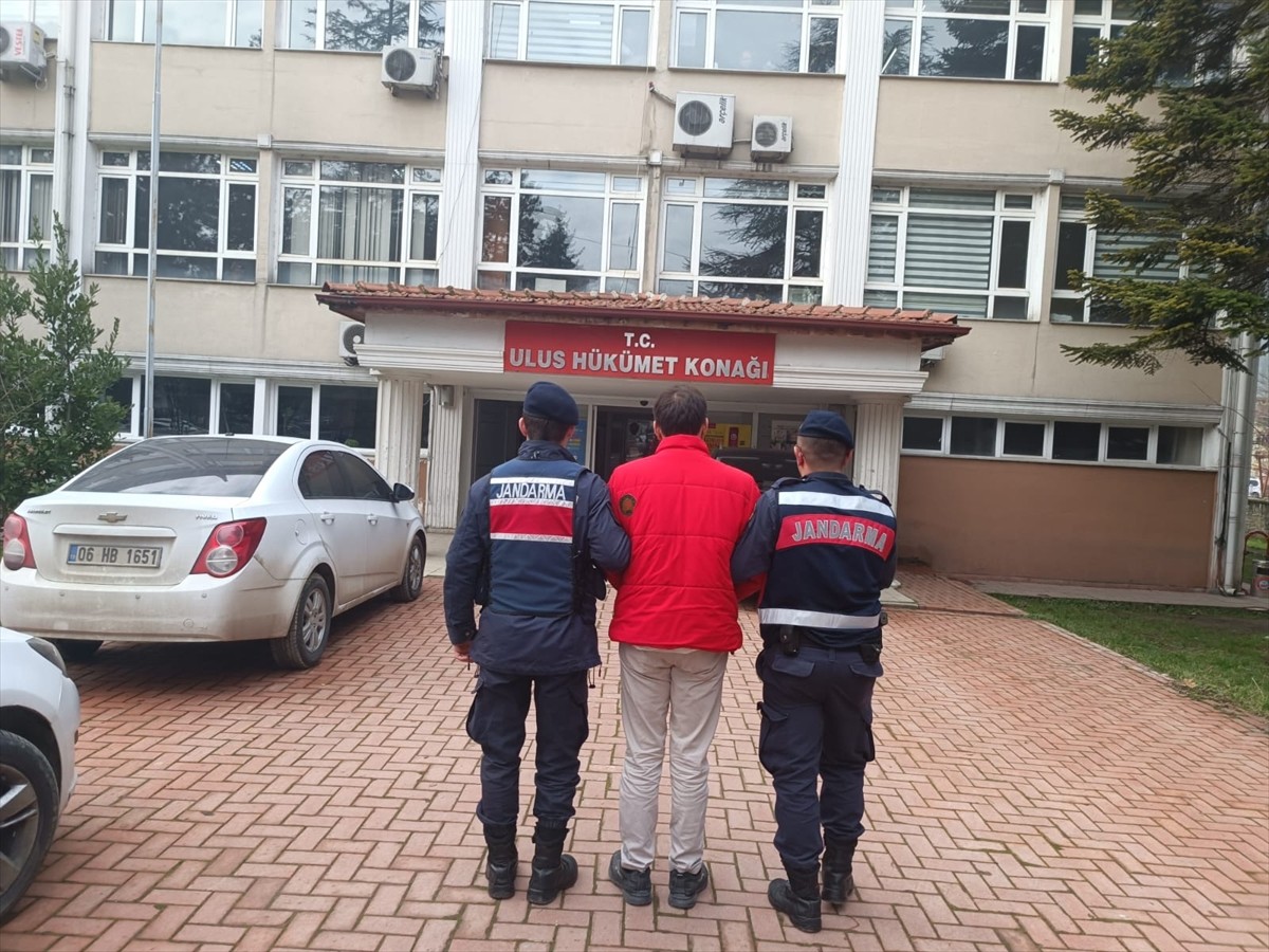 Bartın'da hakkında 58 yıl 4 ay kesinleşmiş hapis cezası bulunan kişi yakalandı.