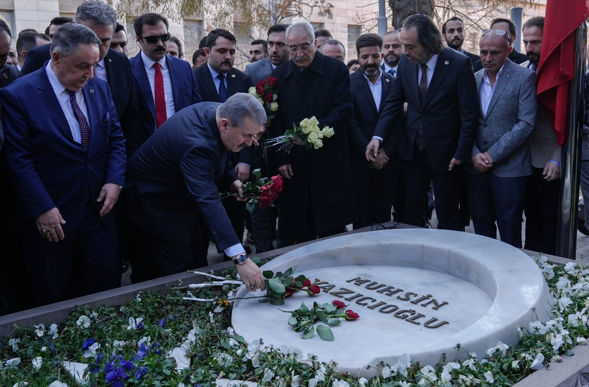 BBP Genel Başkanı Mustafa Destici, partisinin 32. kuruluş yıl dönümü dolayısıyla kurucu genel...