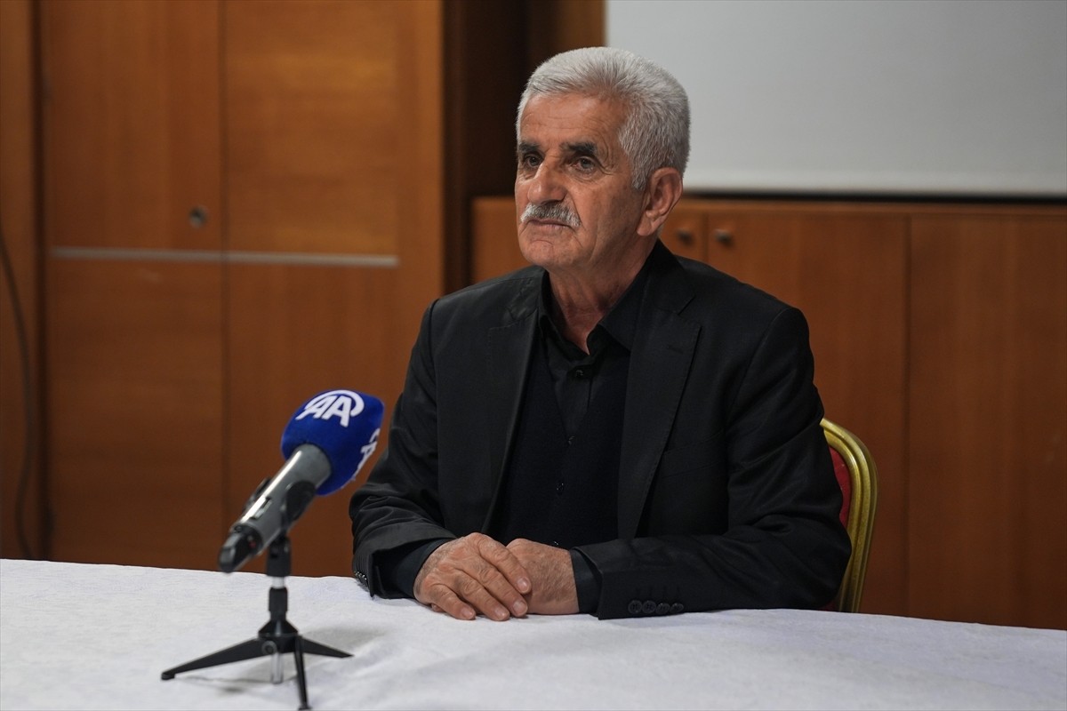 Cumhurbaşkanı Recep Tayyip Erdoğan'ın kabul ettiği, Hakkari'nin Yüksekova ilçesine bağlı İkiyaka...