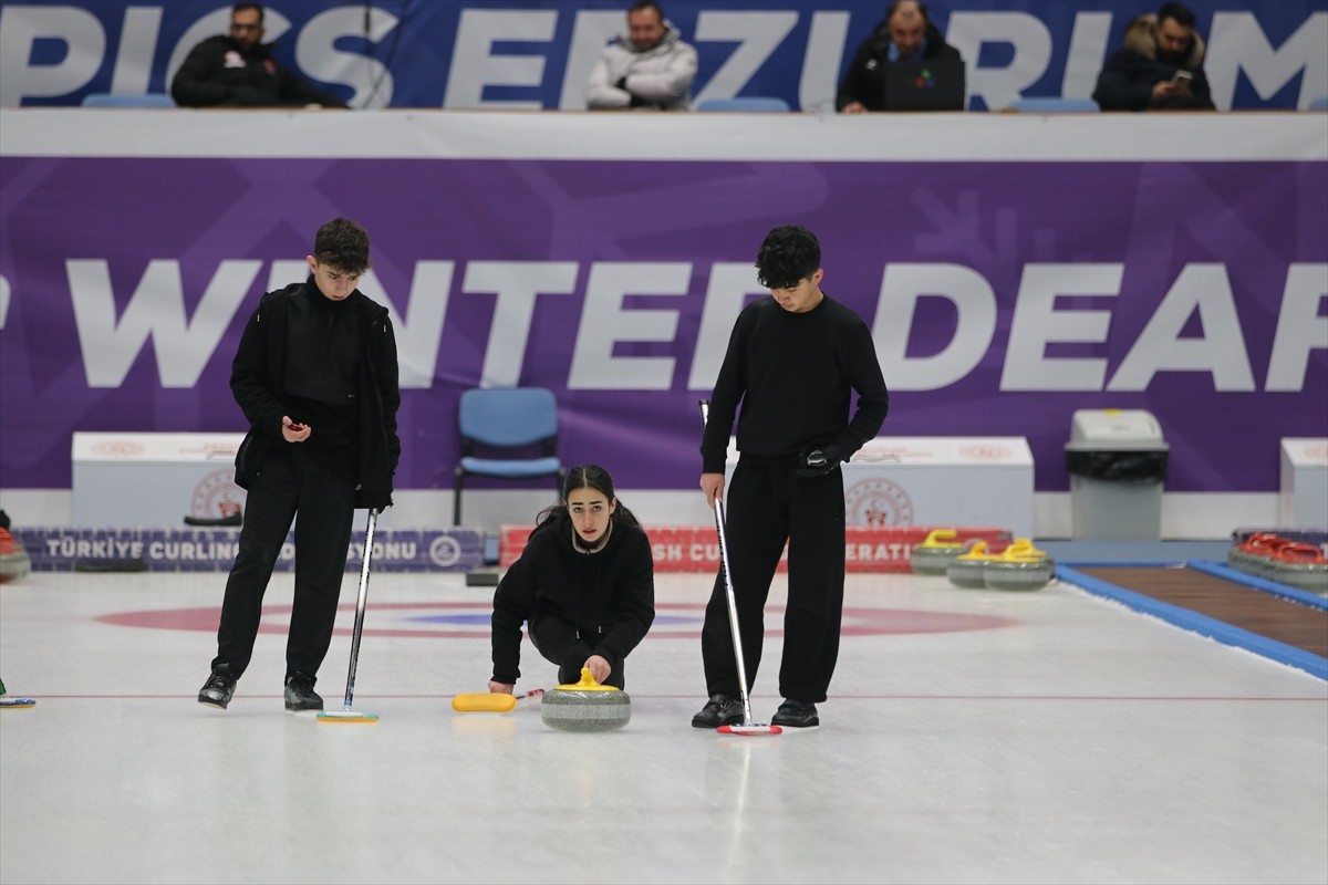 Ekonomik İşbirliği Teşkilatı (EİT) tarafından Erzurum'un "2025 Turizm Başkenti" ilan edilmesi...