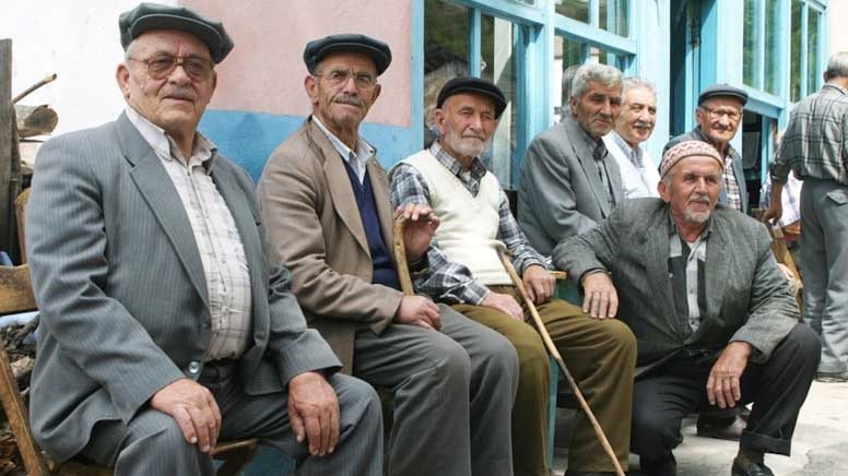 Emeklilik reformunda geri adım! SGK hepsini çatısına topladı
