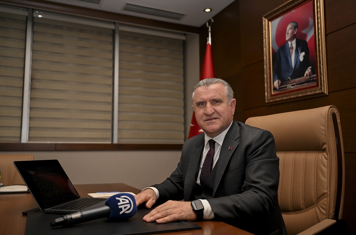 Gençlik ve Spor Bakanı Osman Aşkın Bak, Anadolu Ajansının (AA) gözünden 2024'e damga vuran...