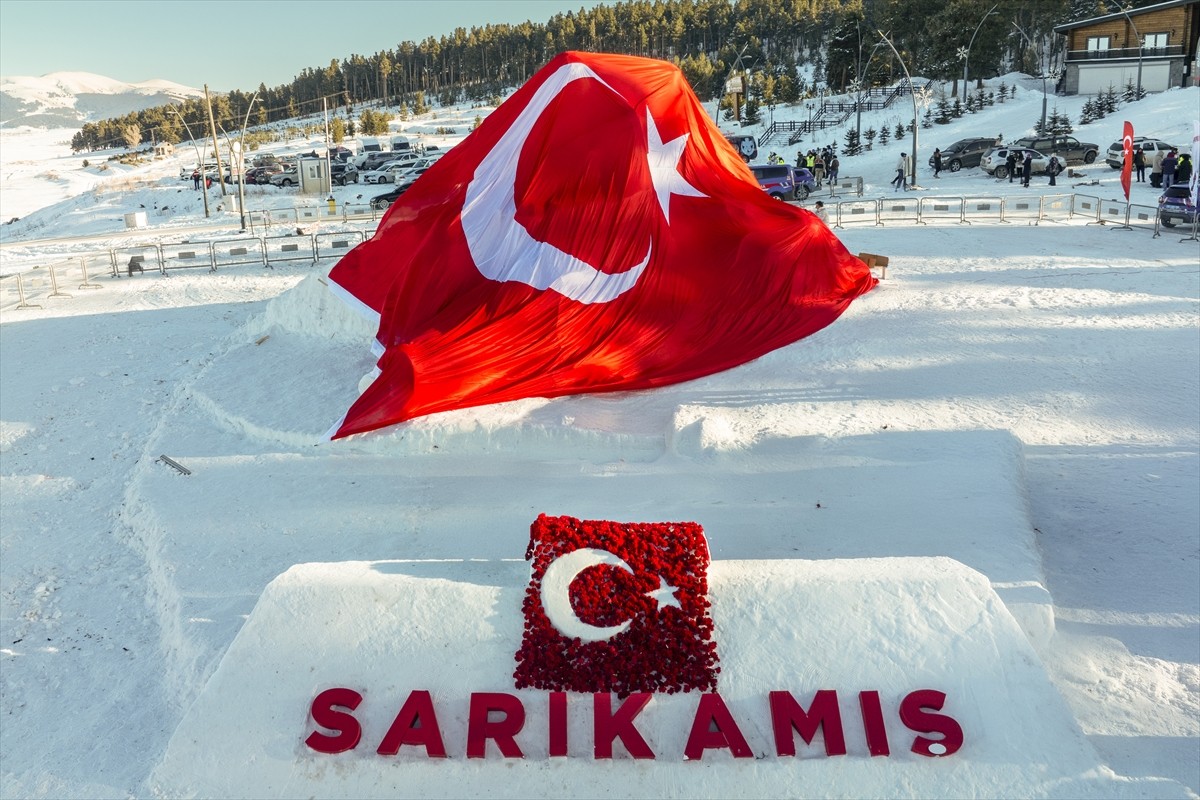 Gençlik ve Spor Bakanı Osman Aşkın Bak, Sarıkamış Şehitleri'ni anma programı kapsamında yapılan...