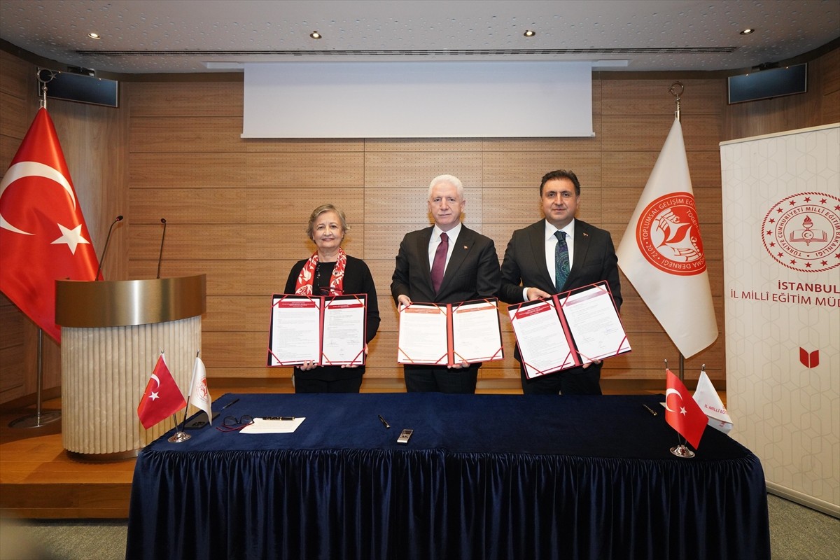 İstanbul Valiliği, İstanbul İl Milli Eğitim Müdürlüğü ile Toplumsal Gelişim Merkezi Eğitim ve...