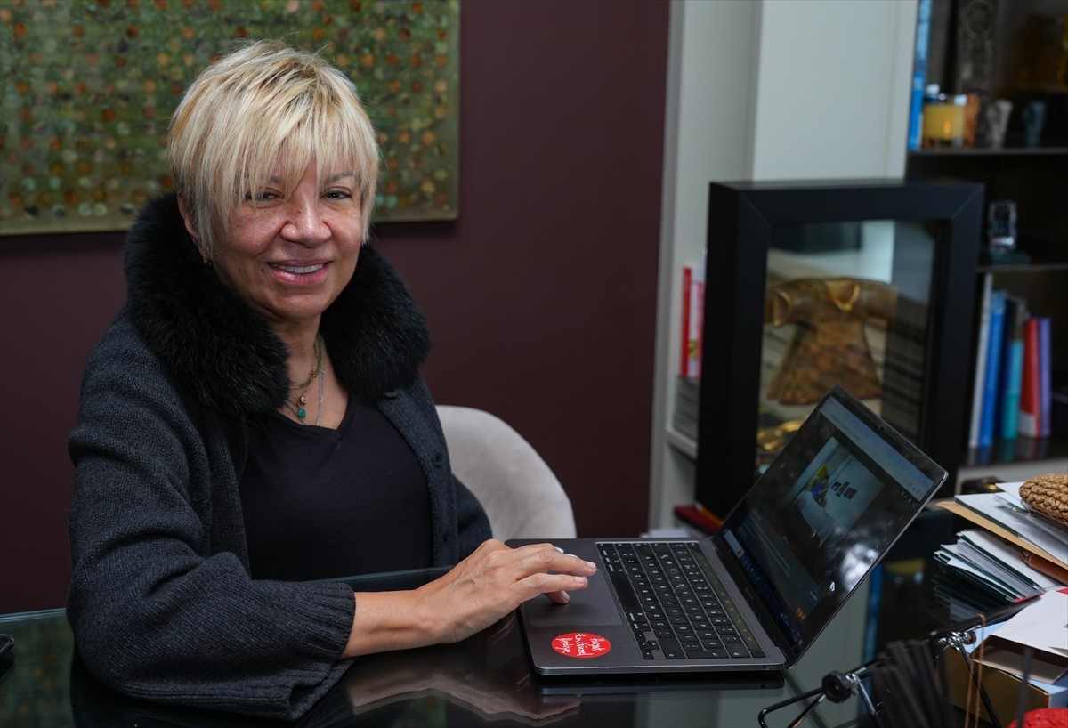 İzmir Ticaret Borsası (İTB) Yönetim Kurulu Başkanı Işınsu Kestelli ile İzmir Cumhuriyet Başsavcısı...