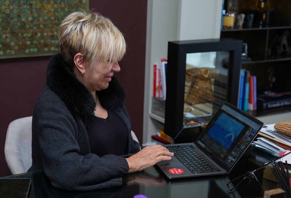 İzmir Ticaret Borsası (İTB) Yönetim Kurulu Başkanı Işınsu Kestelli ile İzmir Cumhuriyet Başsavcısı...