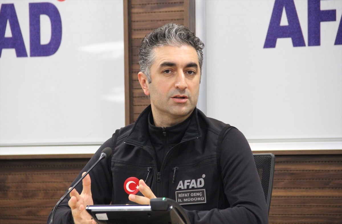 Kayseri İl Afet ve Acil Durum (AFAD) Müdürlüğünce, İstanbul Kabataş Erkek Lisesi öğrencilerine...