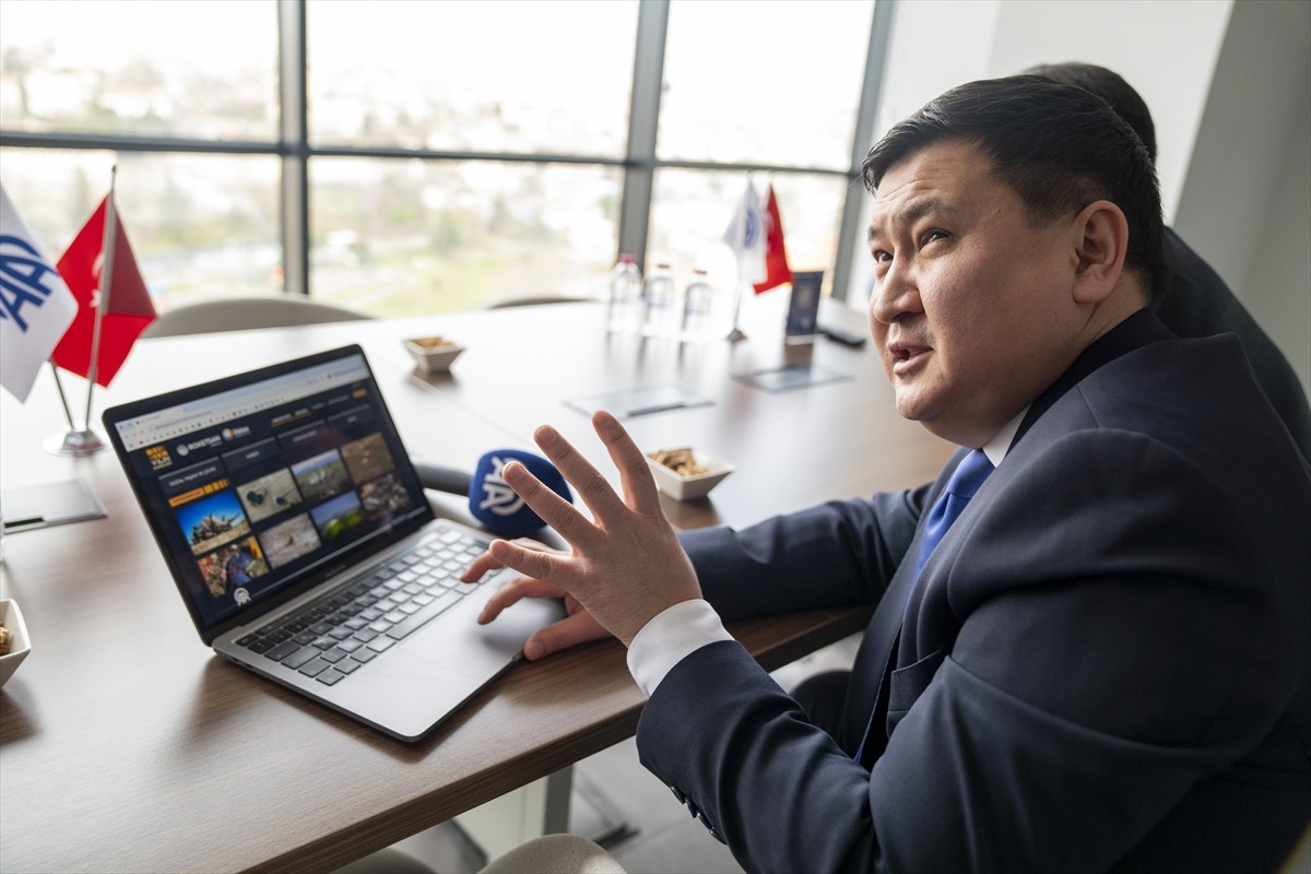 Kazakistan'ın İstanbul Başkonsolosu Nuriddin Amankul, Anadolu Ajansının (AA) gözünden 2024'e damga...