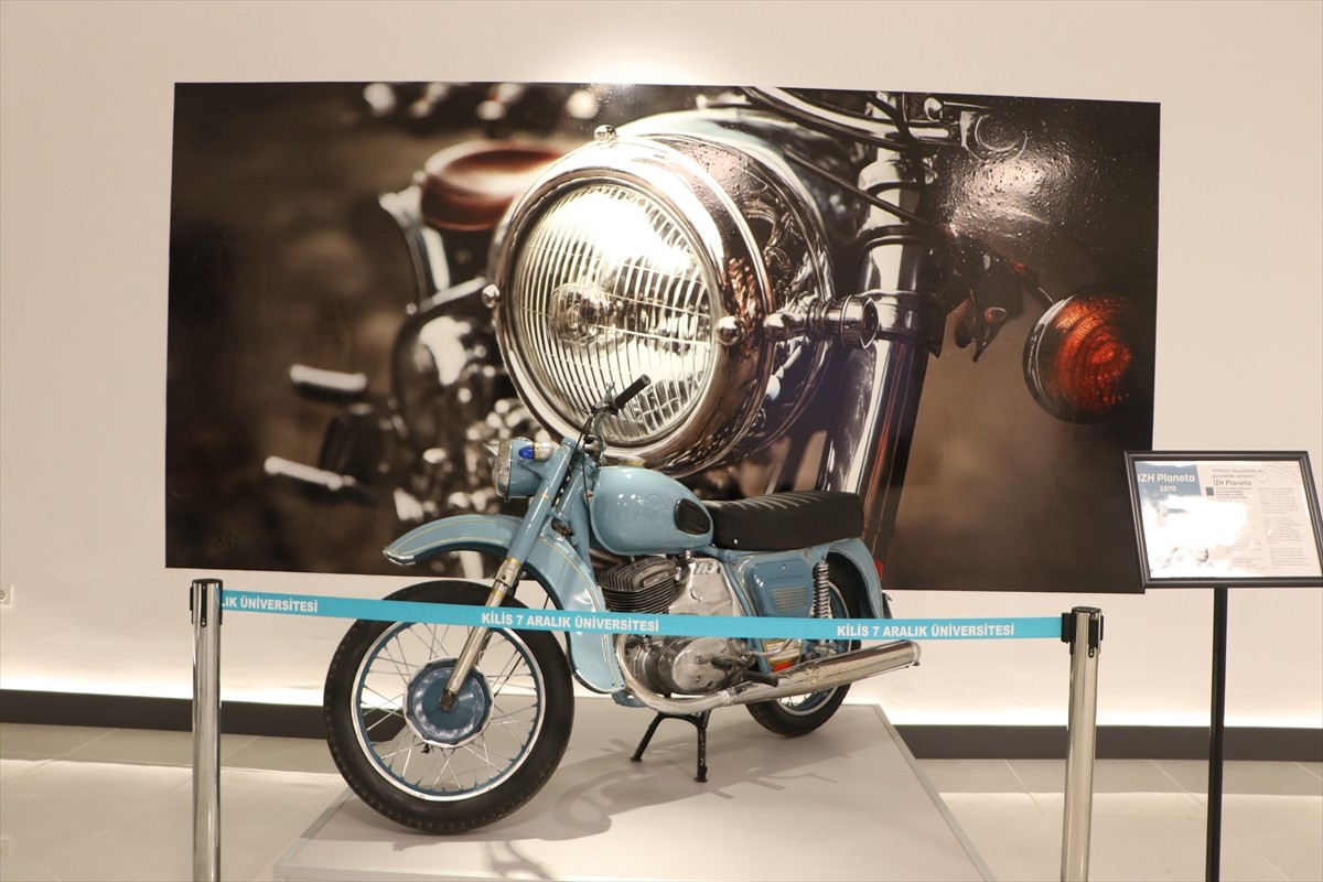 Kilis'te klasik motosikletlerin sergilendiği motosiklet tarih evi açıldı. Kilis 7 Aralık...