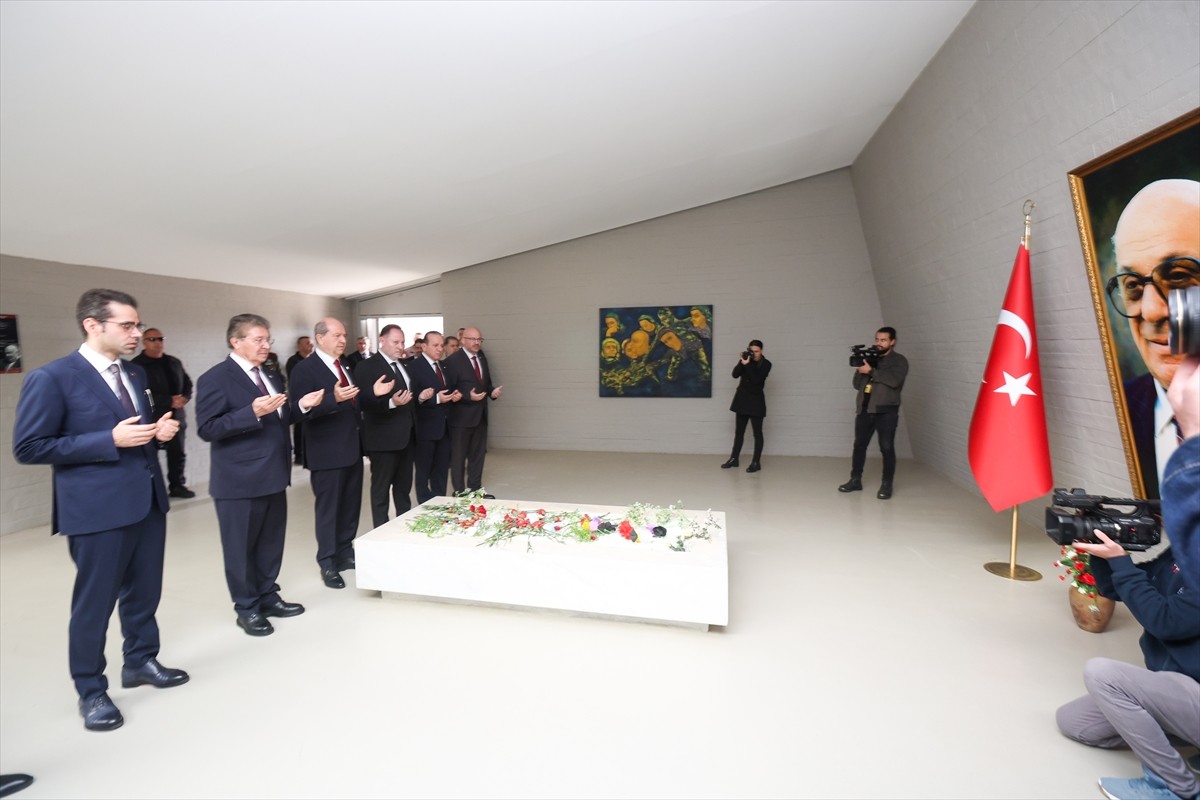 Kuzey Kıbrıs Türk Cumhuriyetinin (KKTC) Kurucu Cumhurbaşkanı Rauf Raif Denktaş, vefatının 13....