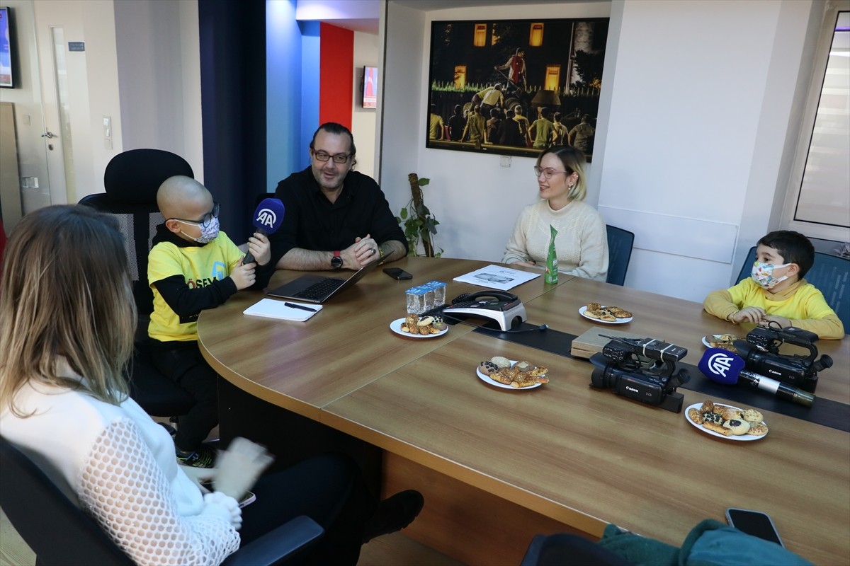Lösemi tedavisi gören çocuklar, 10 Ocak Çalışan Gazeteciler Günü dolayısıyla Anadolu Ajansı (AA)...
