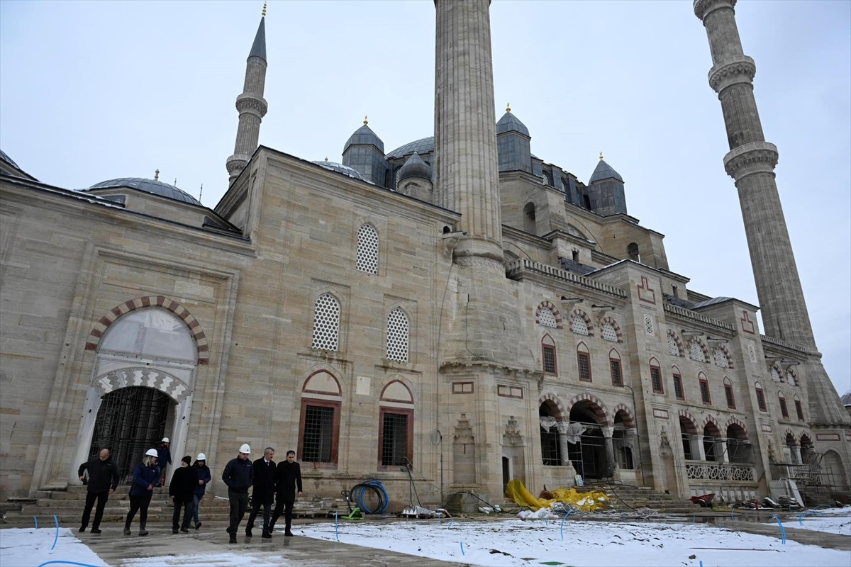 Mimar Sinan'ın "ustalık eseri" Edirne'deki Selimiye Camisi'nde restorasyon çalışmaları devam...