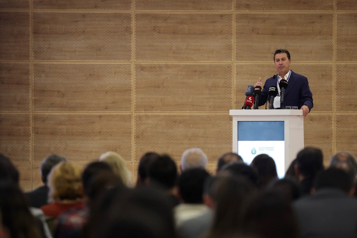 Muğla'da, "İklim Değişikliğine Uyumda Uluslararası Susuz Peyzaj Çalıştayı" düzenlendi. Türkan...