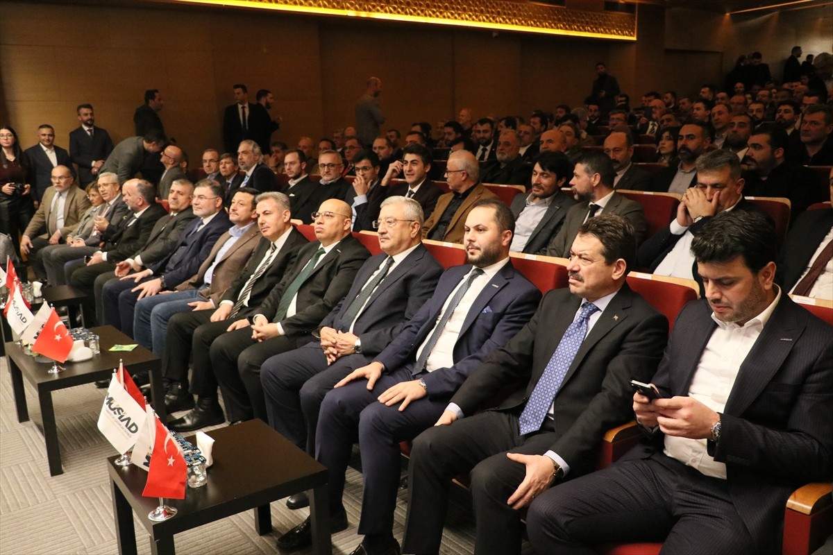 Müstakil Sanayici ve İşadamları Derneği (MÜSİAD) İzmir Şubesinin 25. Olağan Genel Kurulu...