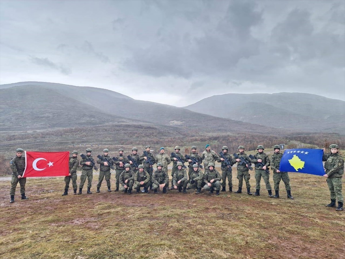 NATO'nun Kosova'daki Barış Gücü (KFOR) bünyesinde görev yapan Türk Temsil Heyeti Başkanlığınca...