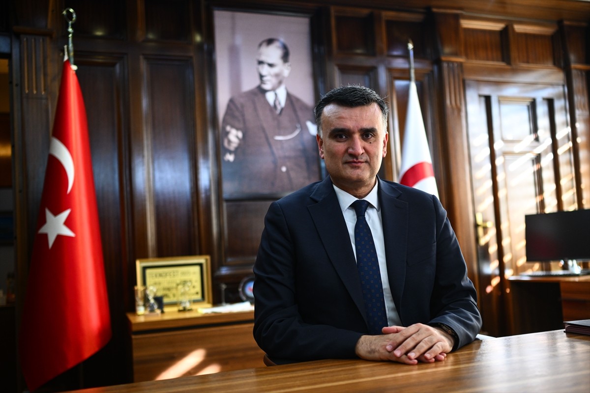 Orta Doğu Teknik Üniversitesi (ODTÜ) Rektörü Prof. Dr. Ahmet Yozgatlıgil, Anadolu Ajansının (AA)...
