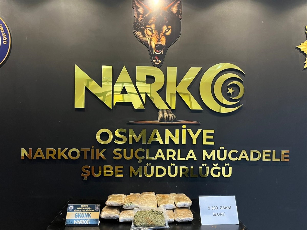 Osmaniye'de uyuşturucu satıcılarına yönelik operasyonda yakalanan 5 zanlı tutuklandı. Belirlenen...