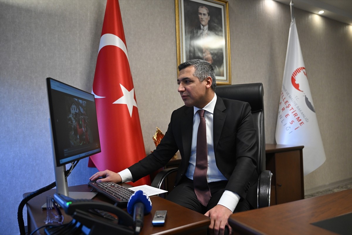 Özelleştirme İdaresi Başkanı (ÖİB) Bekir Emre Haykır, Anadolu Ajansının (AA) gözünden 2024'e damga...