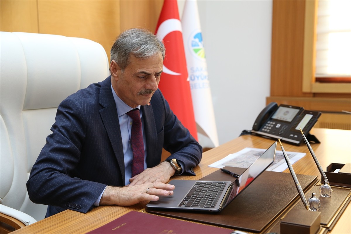 Sakarya Büyükşehir Belediye Başkanı Yusuf Alemdar, Anadolu Ajansının (AA) gözünden 2024'e damga...