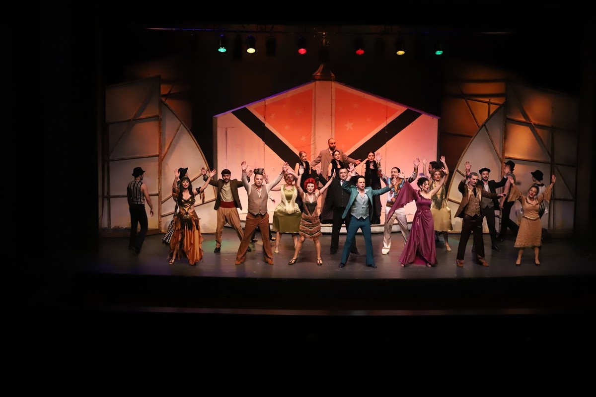 Samsun Devlet Opera ve Balesi (SAMDOB), "Hisseli Harikalar Kumpanyası" müzikalini sahneye koyacak....