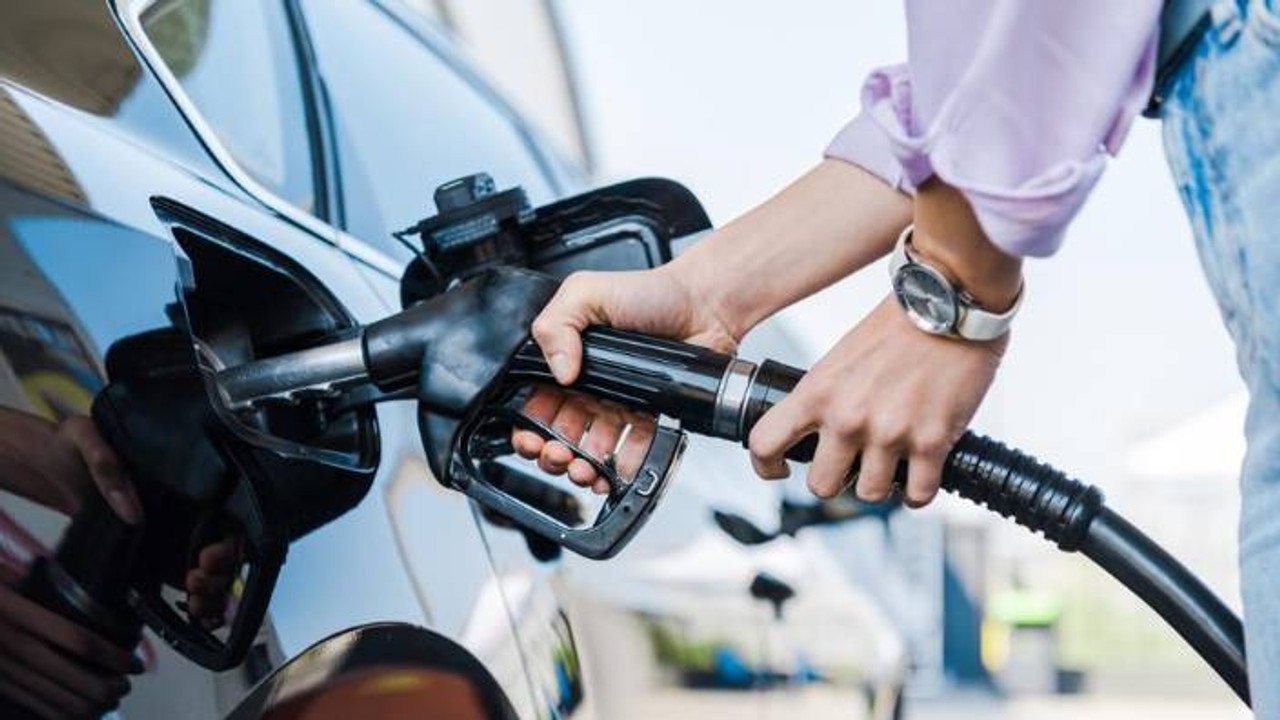 Şirketler dev zam hazırlığına başladı! O gün, akaryakıtta fiyatları uçuracak zam geliyor