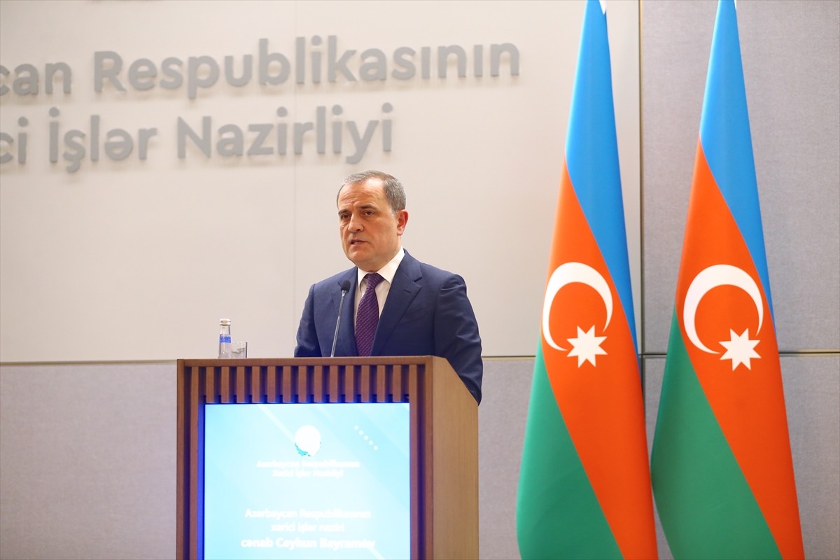 Temaslarda bulunmak için Azerbaycan'a gelen Gürcistan Dışişleri Bakanı Maka Botchorishvili...