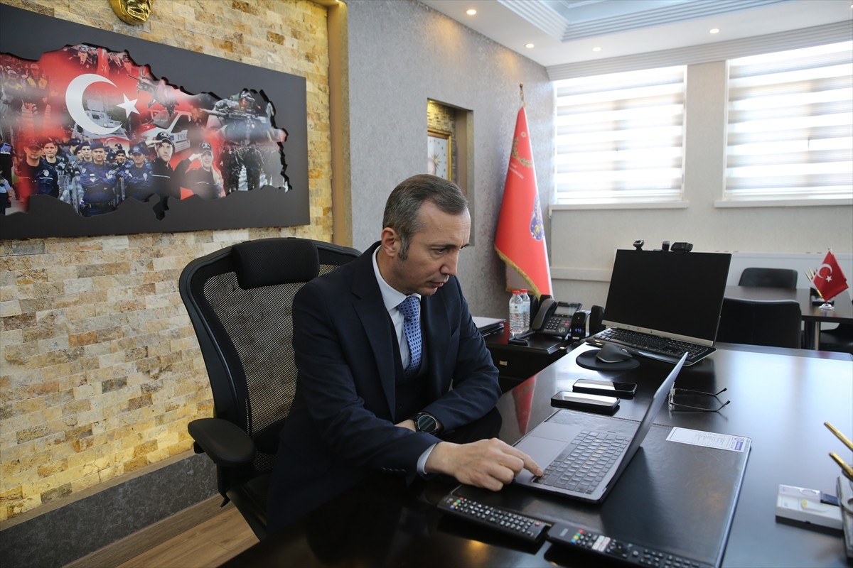 Tokat Emniyet Müdürü Faruk Aydın, Anadolu Ajansının (AA) gözünden 2024'e damga vuran olaylara ait...