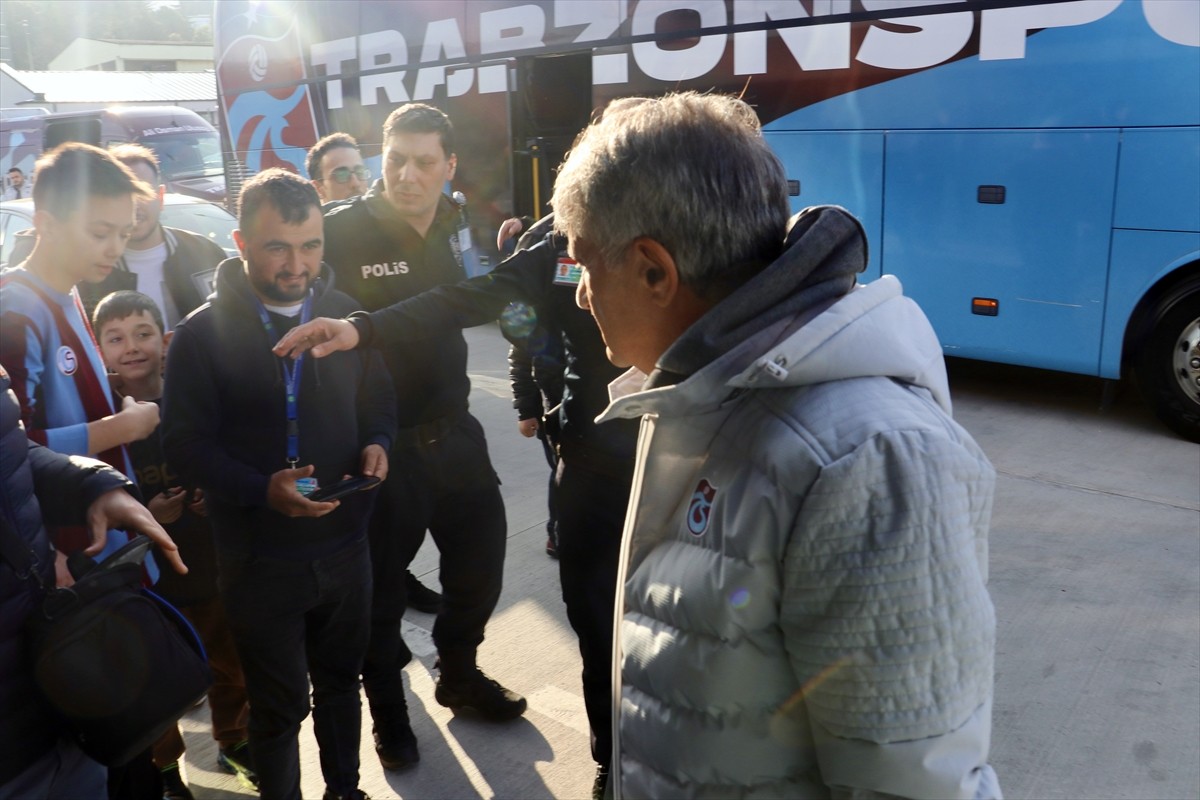 Trabzonspor, Trendyol Süper Lig'in 22. haftasında yarın deplasmanda Bellona Kayserispor ile...