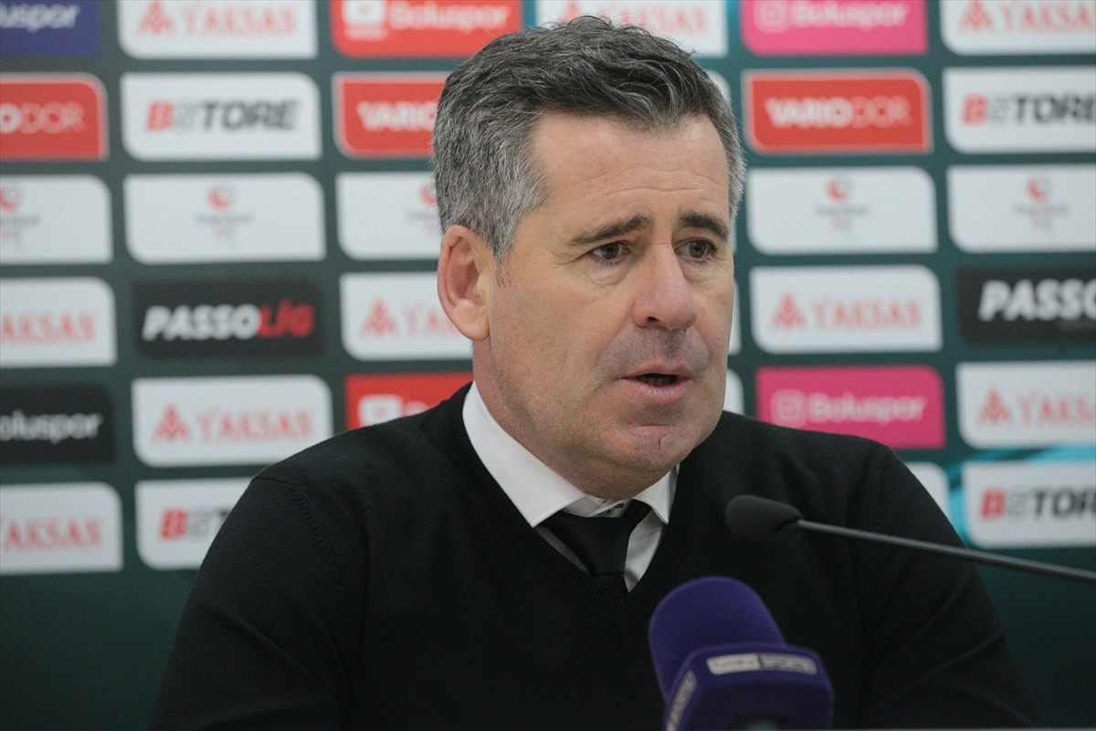 Trendyol 1. Lig'in 21. haftasında Boluspor ile Gençlerbirliği, Bolu Atatürk Stadı'nda karşılaştı....