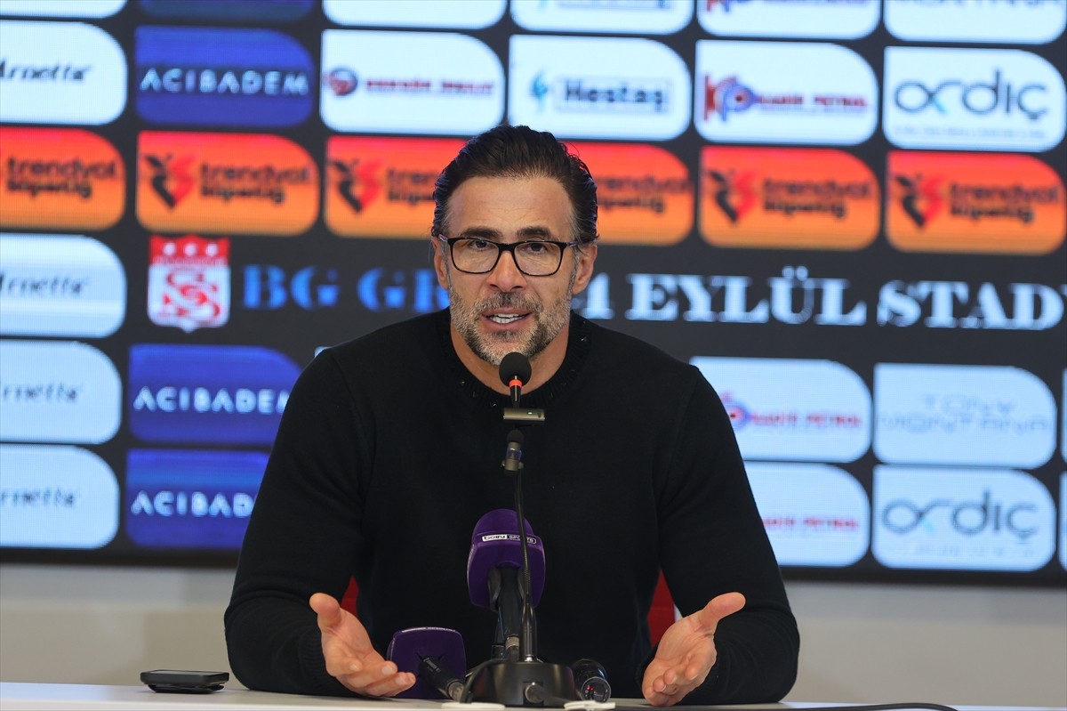 Trendyol Süper Lig'in 21. haftasında Net Global Sivasspor ile Bellona Kayserispor, BG Grup 4 Eylül...