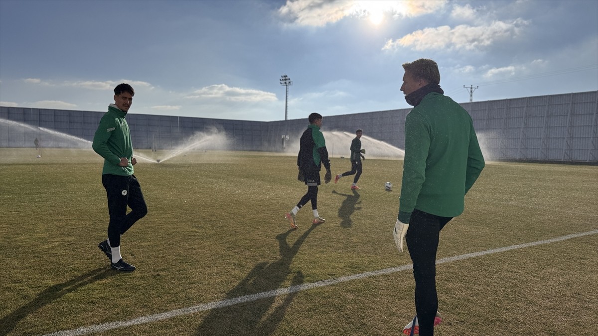 TÜMOSAN Konyaspor, Trendyol Süper Lig'in 18. haftasında 3 Ocak Cuma günü deplasmanda Corendon...