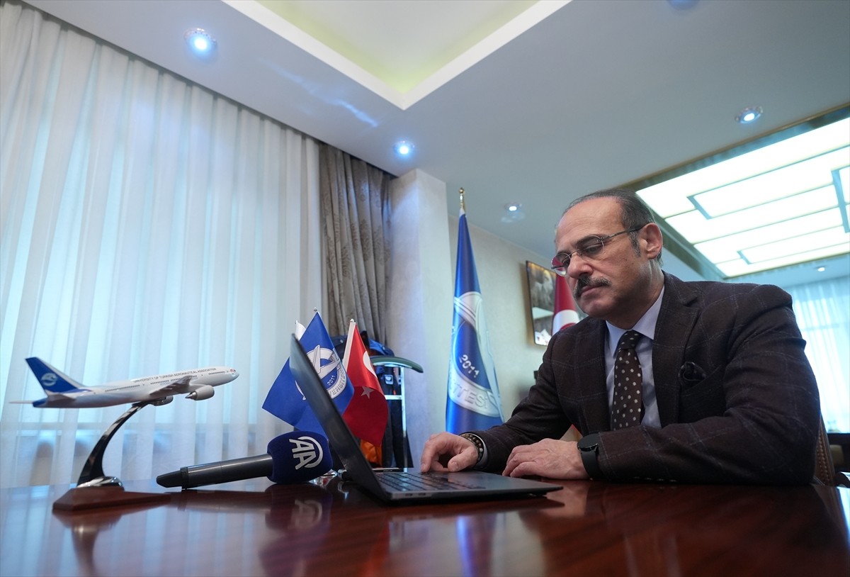 Türk Hava Kurumu (THK) Kayyum Heyeti Başkanı Kemal Yurtnaç, Anadolu Ajansının (AA) "Yılın...