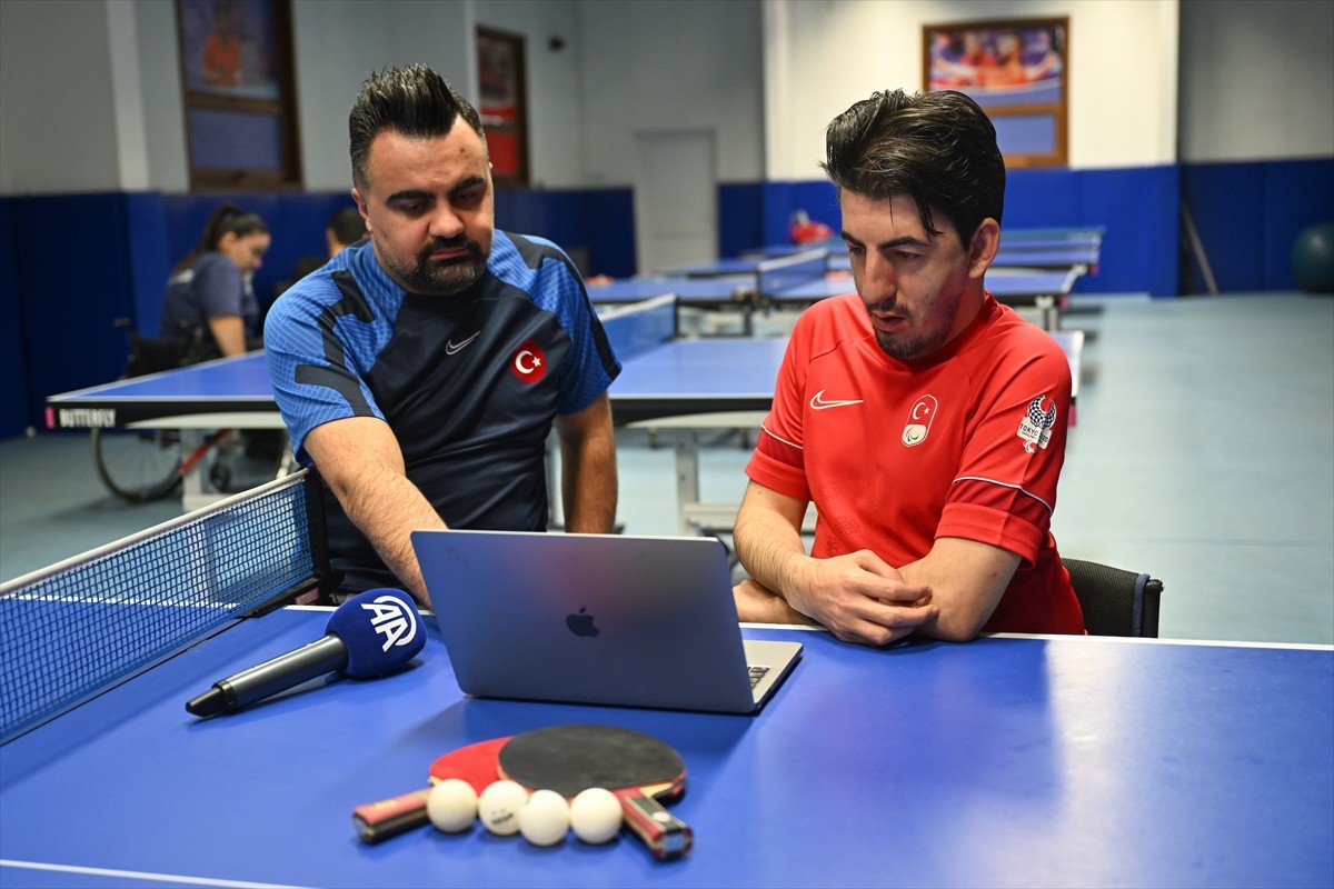 Türk spor tarihinin paralimpik oyunlardaki en başarılı sporcularından milli masa tenisçiler...