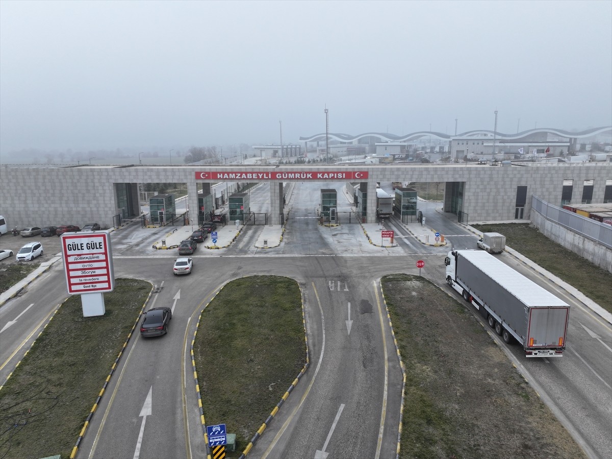 Türkiye'nin ihracat hareketliliğini Kapıkule Sınır Kapısı'ndan sonra Hamzabeyli Sınır Kapısı...