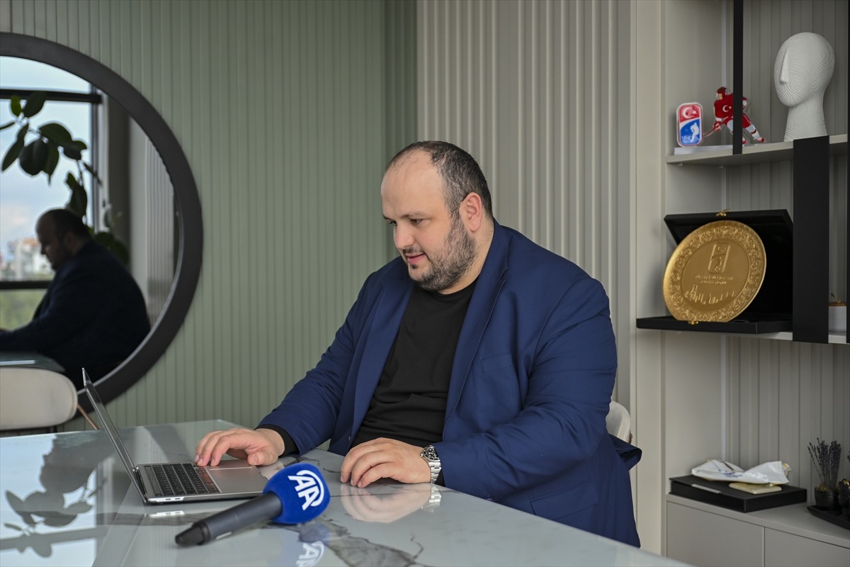 Türkiye Buz Hokeyi Federasyonu Başkanı Halit Albayrak, Anadolu Ajansının (AA) gözünden 2024'e...