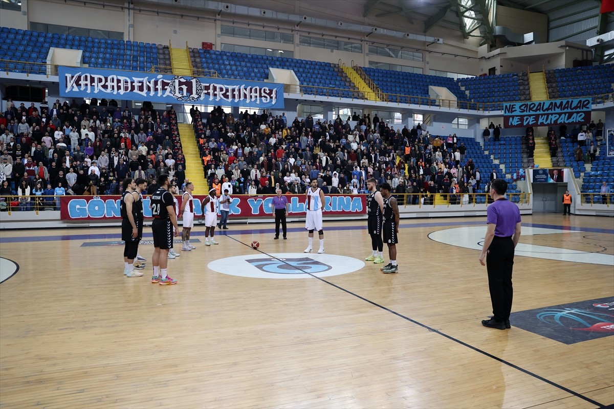Türkiye Sigorta Türkiye Basketbol Ligi'nin 21. haftasında Trabzonspor, Hayri Gür Spor Salonu'nda...