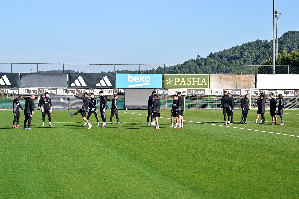 UEFA Avrupa Ligi'nin 8. ve son haftasında yarın Hollanda ekibi Twente ile deplasmanda karşılaşacak...