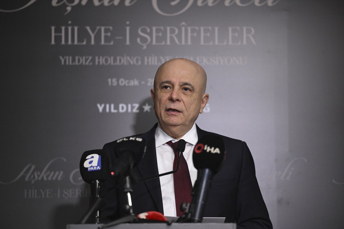 Yıldız Holding İslam Eserleri Koleksiyonu'nda yer alan Hilye-i Şerifeler, "Aşkın Sureti Hilye-i...